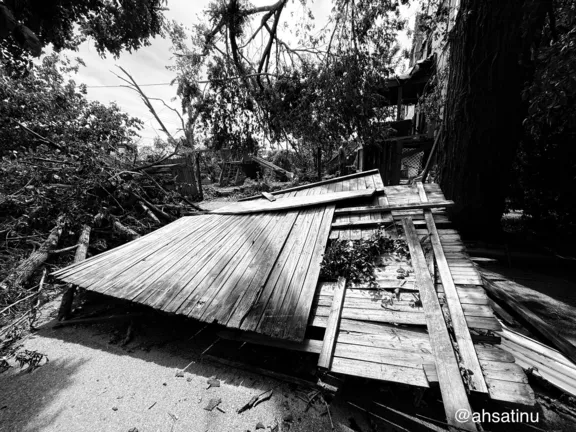 When the storm hit 006