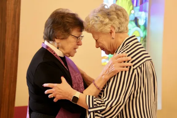 healing in the heartland - hands, prayers
