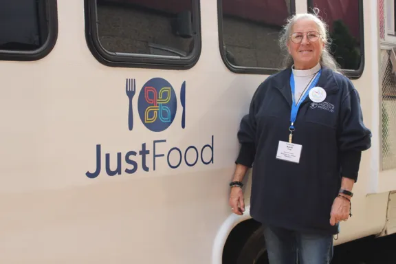 justfood truck - barbi with sign