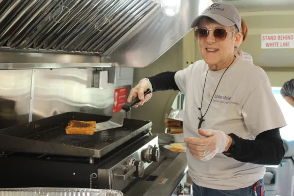 justfood truck - debbie, sandwich