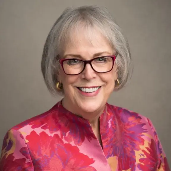 Hyde Janet 04 25 Square